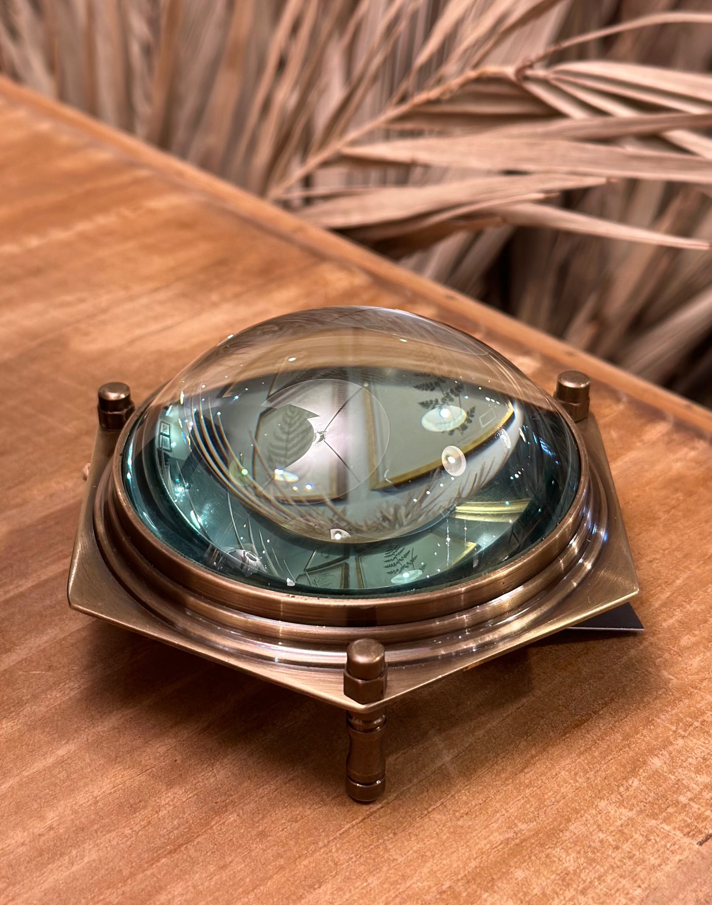 Hexagonal Dome Magnifier